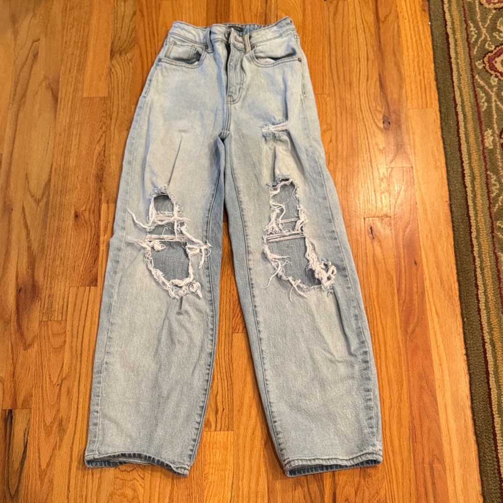Wild Fable Distressed Light Blue Women's Jeans